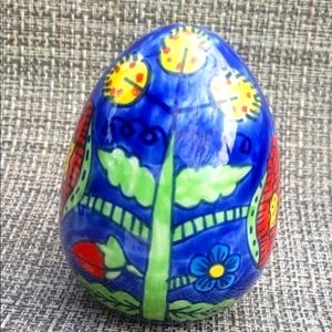 Decorative egg